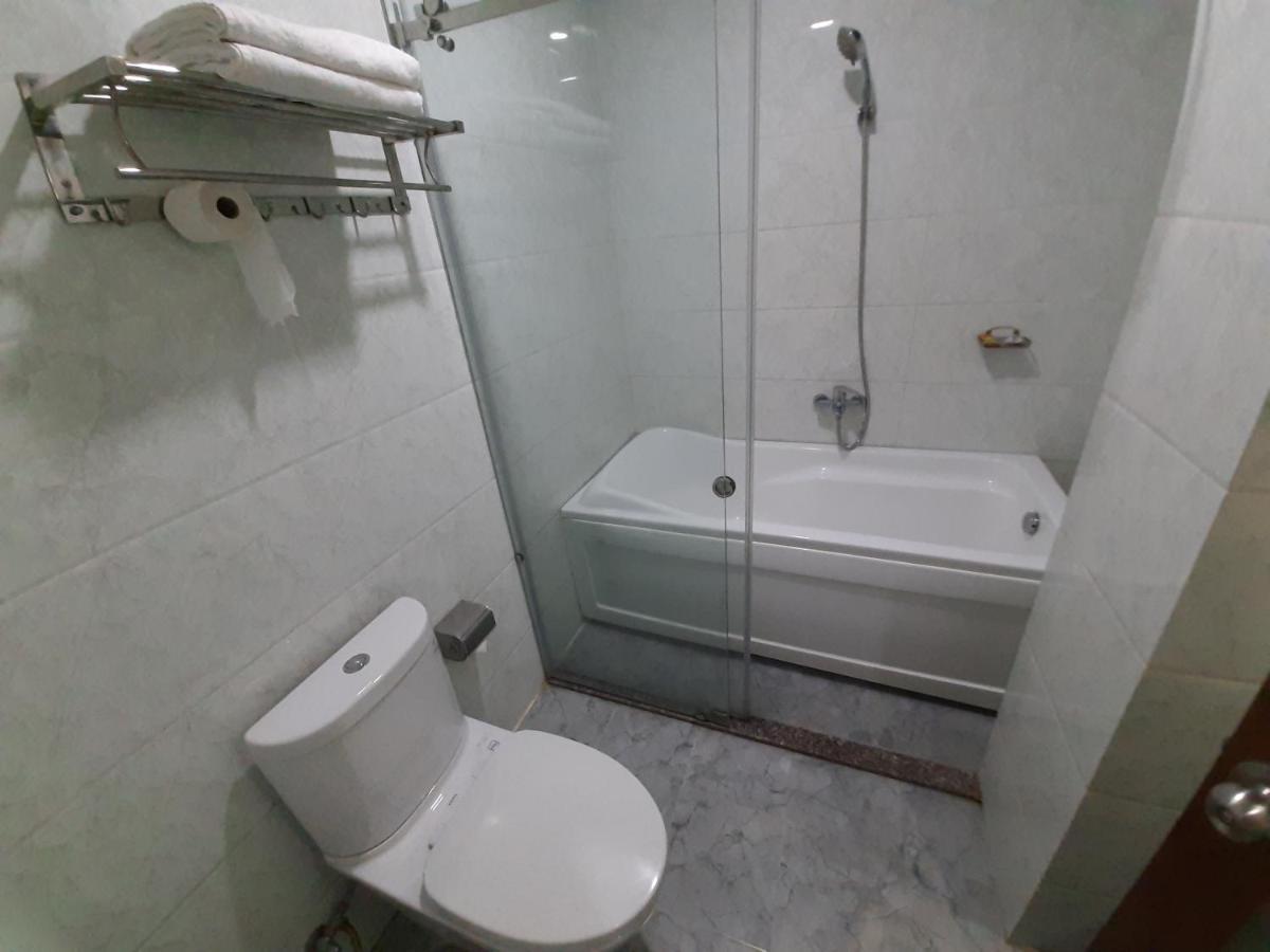 Hotel Phu Si Ho Chi Minh City Bagian luar foto